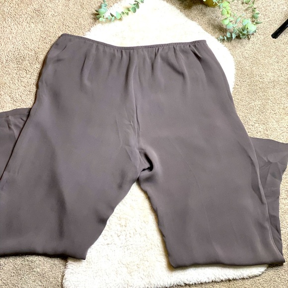Eileen Fisher Grey Silk W/Fly Front Zip Large Pants - Picture 6 of 6